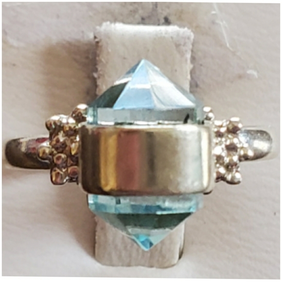 Jewelry - Genuine 2ct Aquamarine Sphere Ring Size 6.5